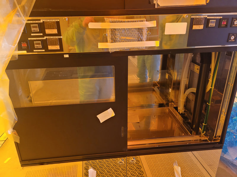 Tel Act 8 Coater / Developer