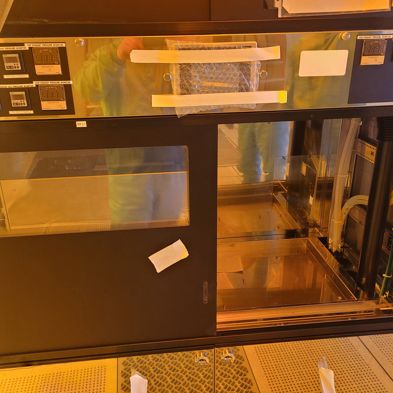 Tel Act 8 Coater / Developer
