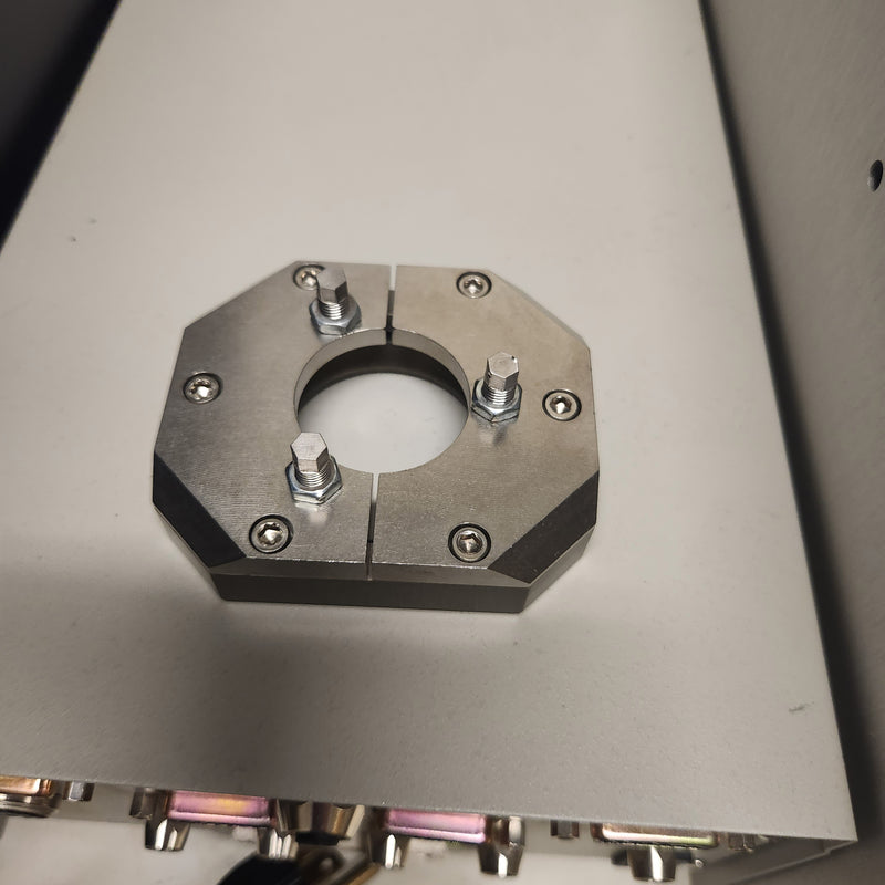 Thermo Fisher Scientific / FEI Quanta 200 3 D FIB-SEM (Focused Ion Beam - Scanning Electron Microscope)