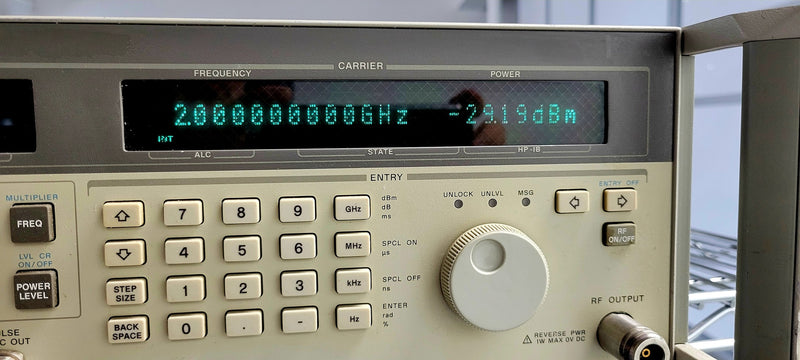 Agilent 83732 B Synthesized Signal Generator