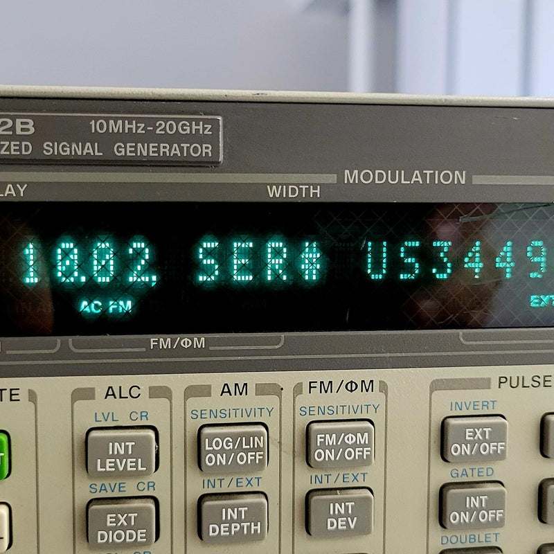 Agilent 83732 B Synthesized Signal Generator