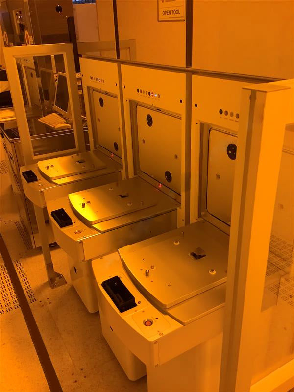 Hitachi CG 4000 CD-SEM (Critical Dimension Scanning Electron Microscope)