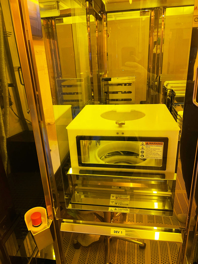 SUSS ACS 200 Coater / Developer