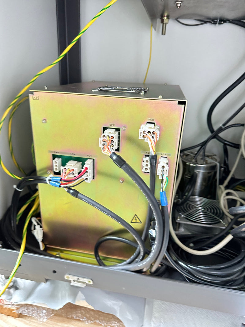 Rigaku 3640 Wafer / Disk Analyzer