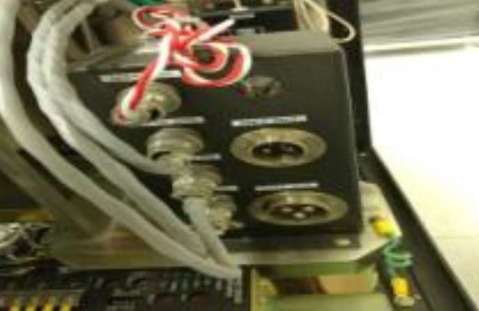 Hitachi S 8820 CD-SEM (Critical Dimension Scanning Electron Microscope)