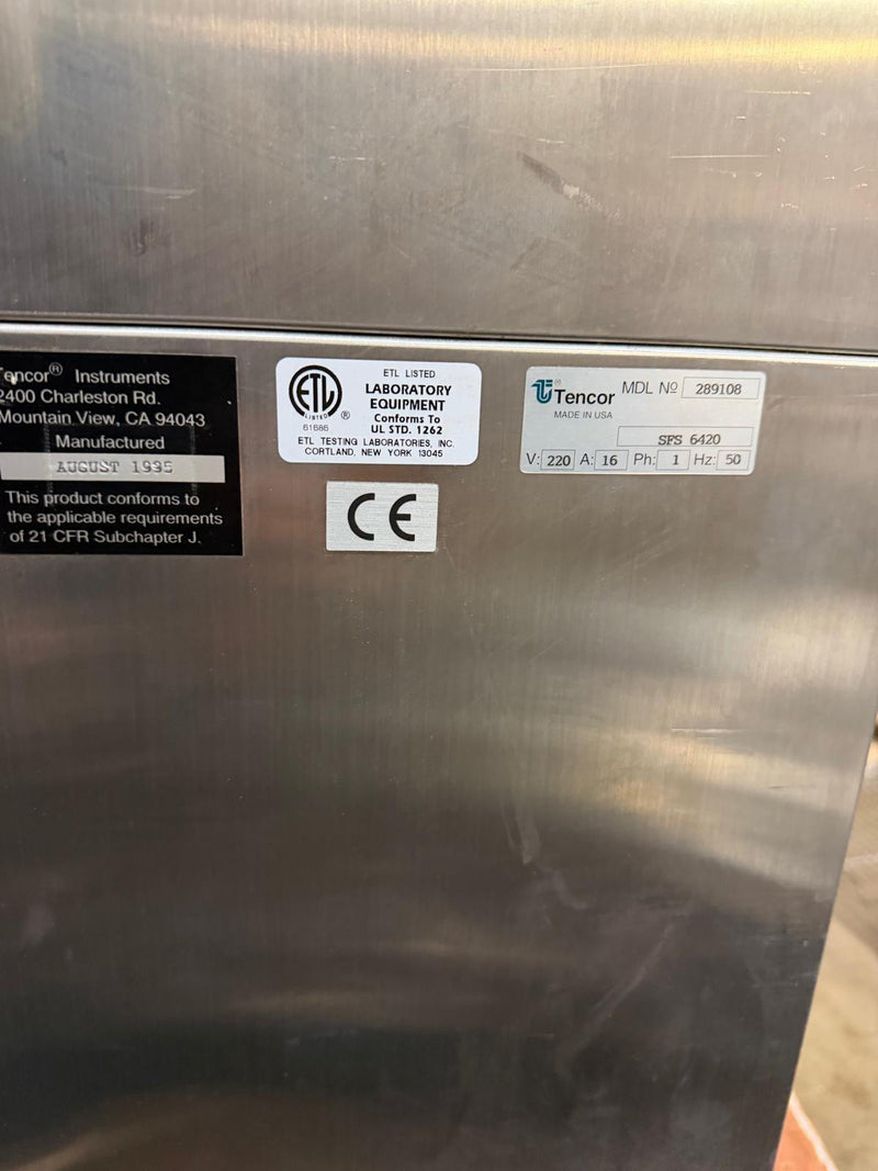 KLA Surfscan 6420 Particle Defect System