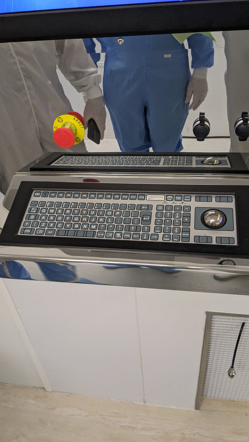 Oxford Ionfab 300 Plus IBD / IBE Tool (Ion Beam Deposition / Ion Beam Etching)