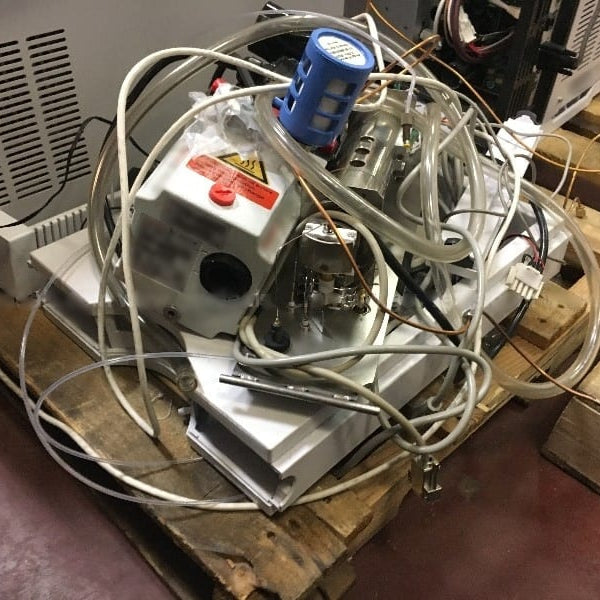 Agilent 6890 N GC (Gas Chromatography)