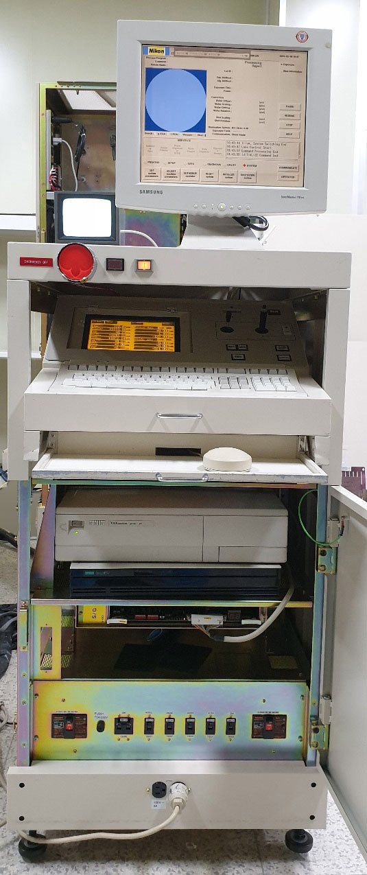 Nikon NSR 2205 i 11 D i-Line Stepper