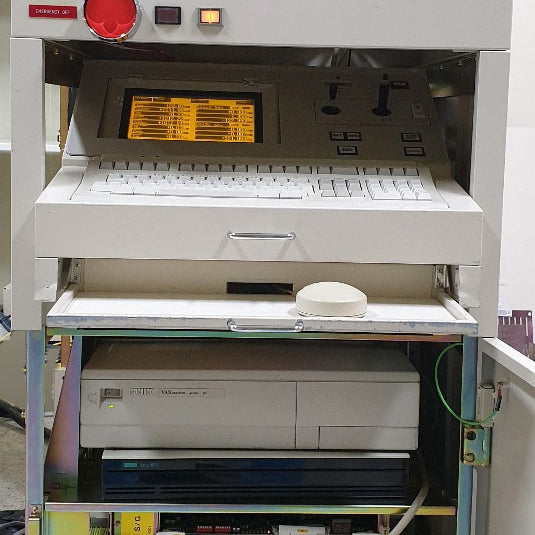 Nikon NSR 2205 i 11 D i-Line Stepper