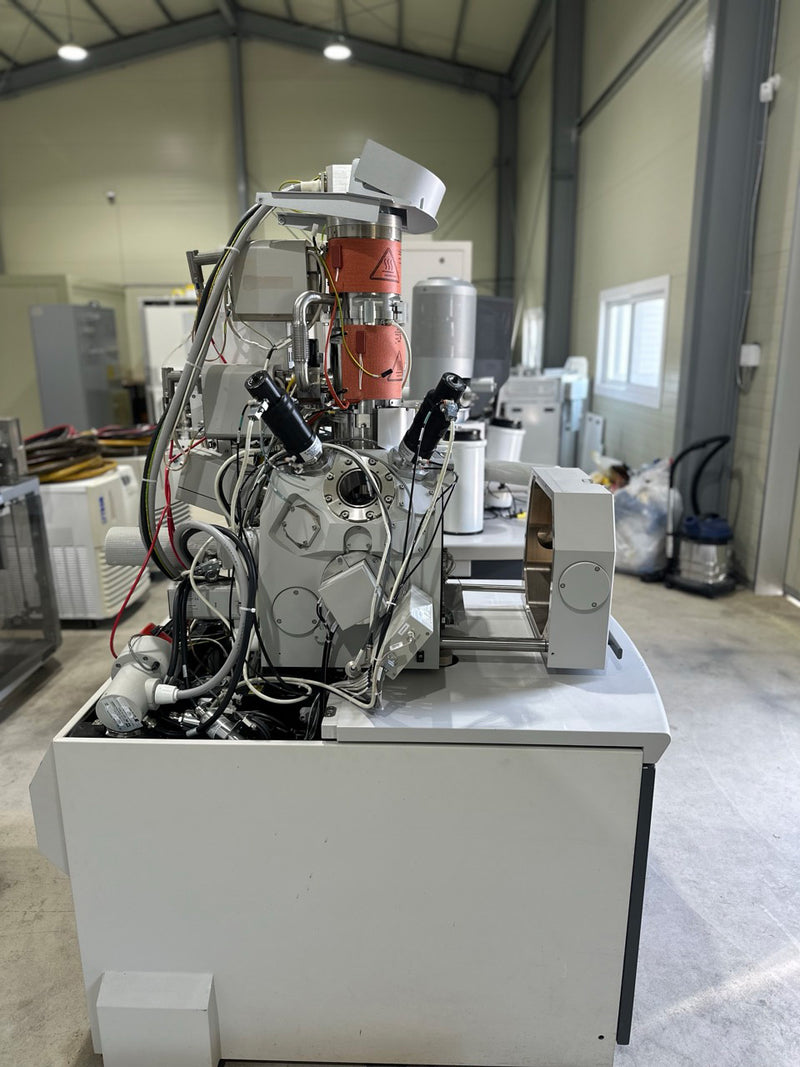 Thermo Fisher Scientific / FEI Helios NanoLab 400 S FIB-SEM (Focused Ion Beam - Scanning Electron Microscope)