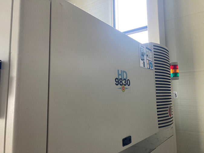 ESI HD 9830 Laser Repair System
