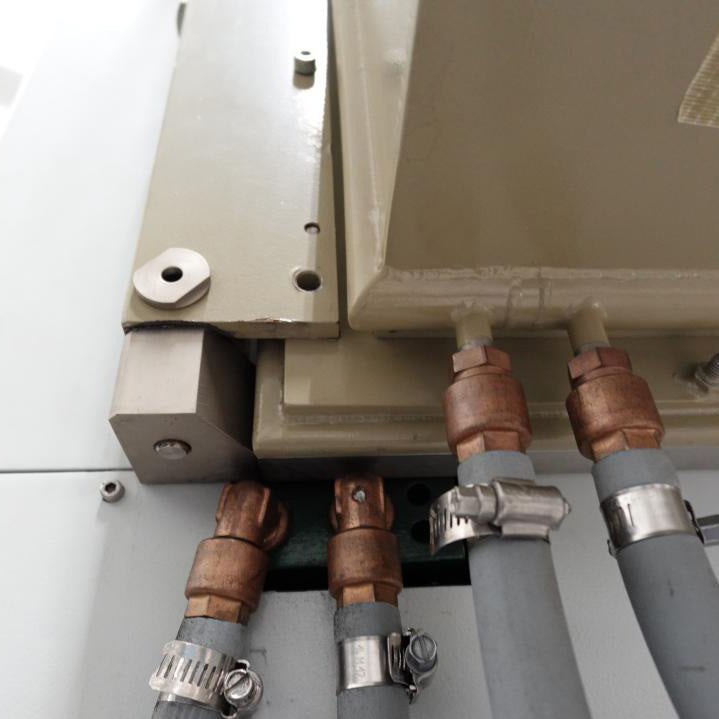 Oerlikon Balzers LLS 802 PVD (Physical Vapor Deposition)