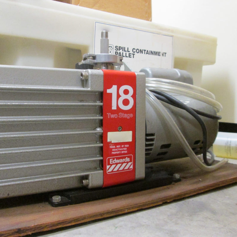 Edwards 18 Vacuum Pump