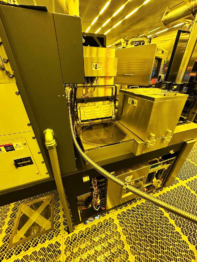 Lam 9400 SE Etcher