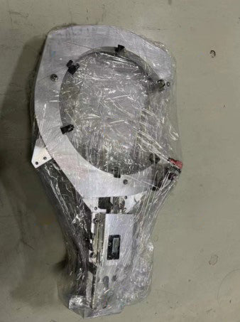 Applied Materials 950 XR 80 Hollow Gripper