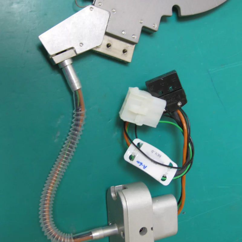 Lam P/N: 853-347146-008 Heated Paddle