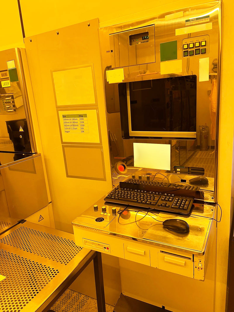 Hitachi S 9200 SEM (Scanning Electron Microscope)