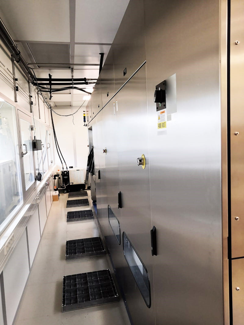 Aixtron Crius MOCVD (Metal Organic Chemical Vapor Deposition)