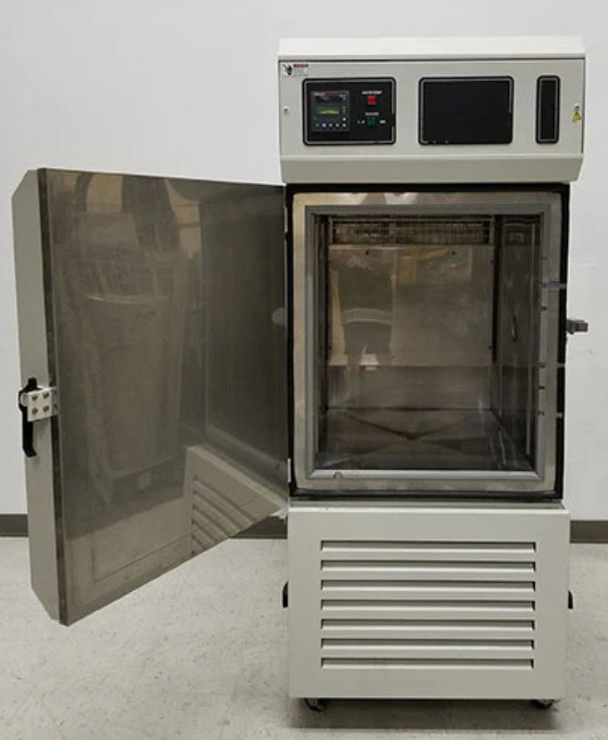 Tenney T 10 C 1.5 Environmental Chamber