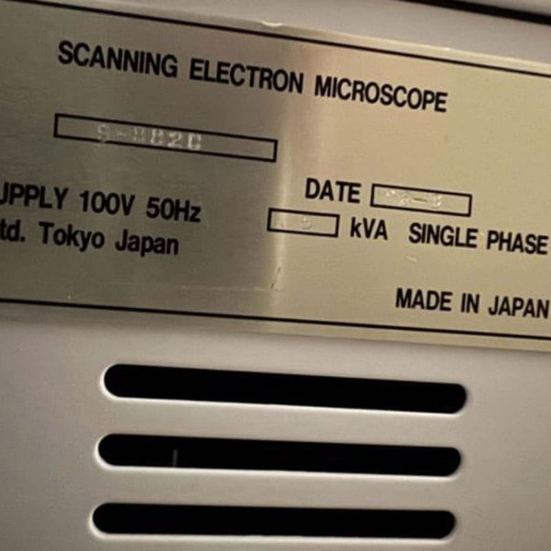 Hitachi S 8820 SEM (Scanning Electron Microscope)