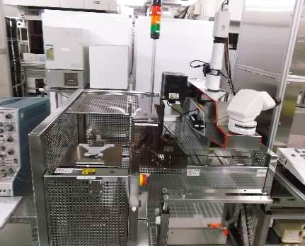 KLA / Leica INS 3000 DUV Defect Inspection System