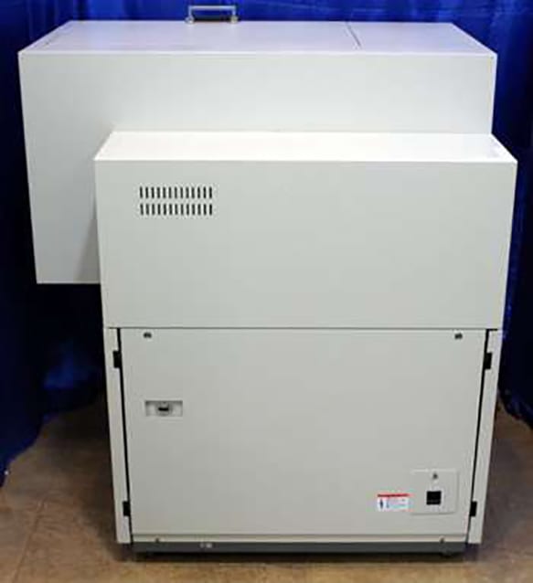 Hitachi U 4100 Spectrophotometer