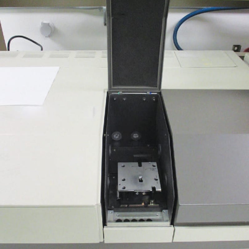 Perkin Elmer Lambda 9 Spectrometer