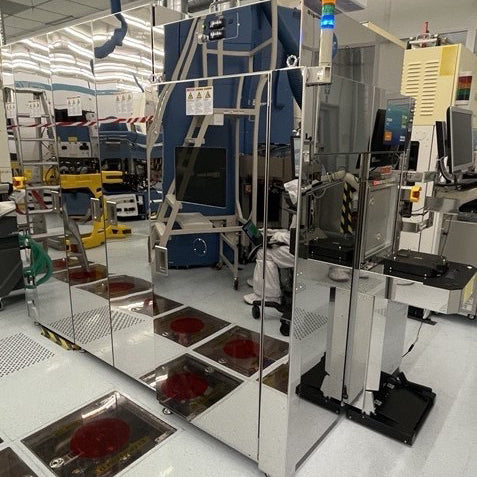Rigaku TXRF 300 S Spectrometer