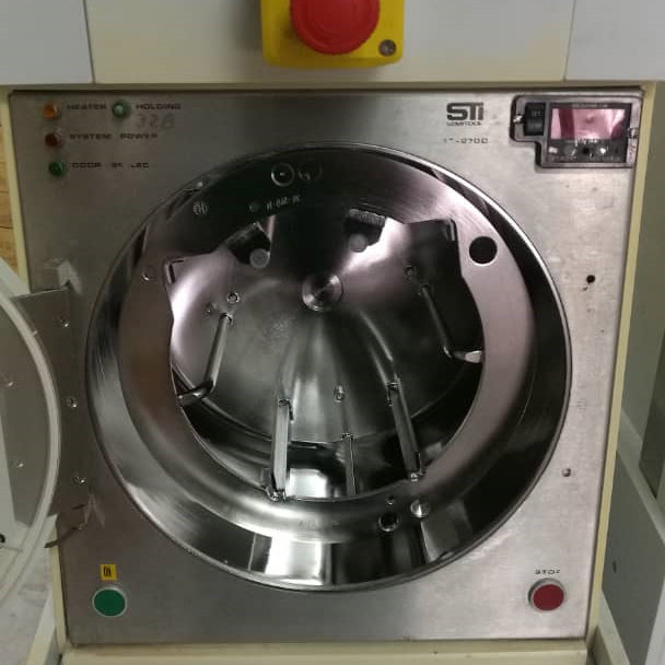 Semitool SRD (Spin Rinse Dryer)