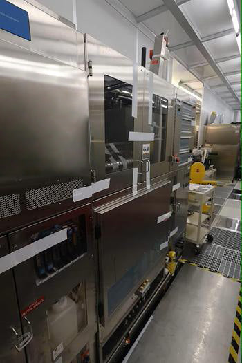 Watkins Johnson (WJ) WJ 999 R AP-CVD (Atmospheric Pressure - Chemical Vapor Deposition)