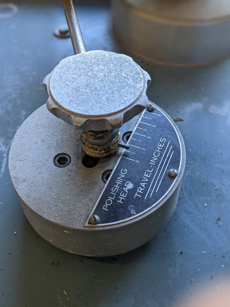 Strasbaugh 6 DA Grinder / Polisher