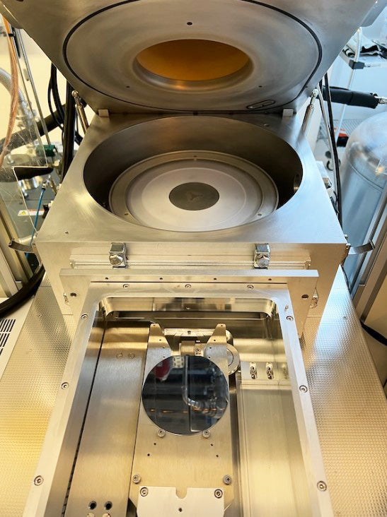 Oxford Plasmalab 100 ICP-RIE (Inductively Coupled Plasma - Reactive lon Etch)