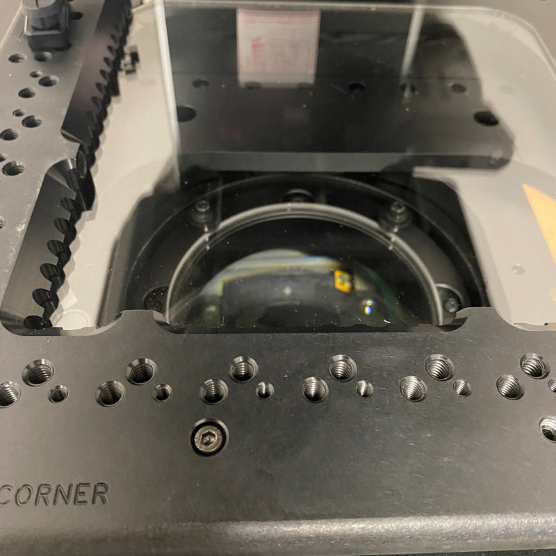 Keyence IM 8020 Image Dimension Measurement System