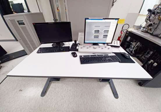 Thermo Fisher Scientific / FEI Helios NanoLab 600 FIB (Focused Ion Beam)