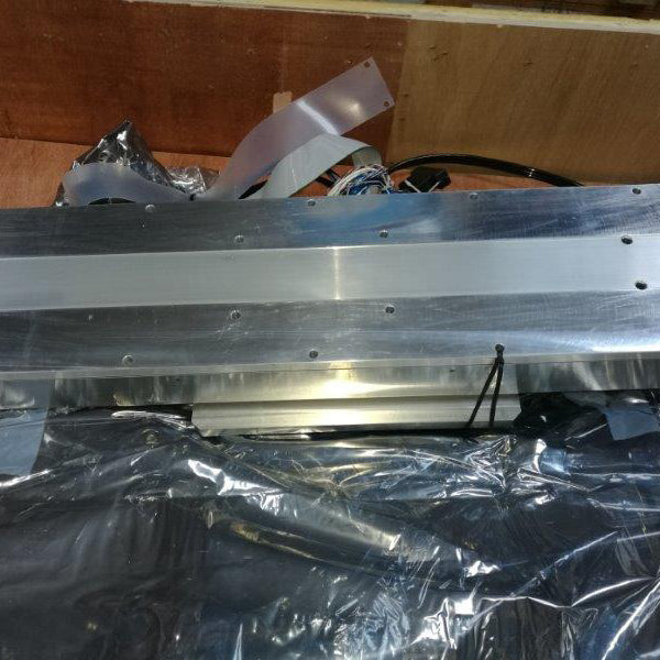IKO Nippon Thompson TSL 220 600 / A 10 E 583 Robot Track