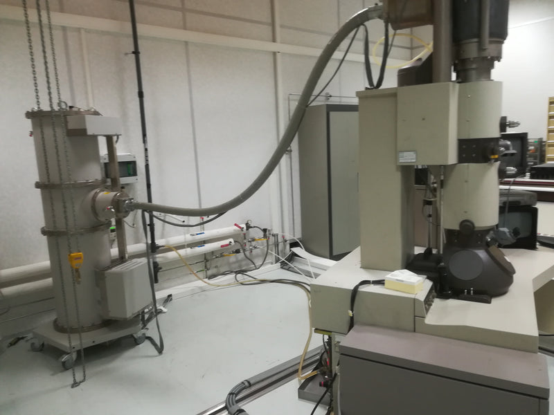 Thermo Fisher Scientific / FEI CM 30 TEM (Transmission Electron Microscope)