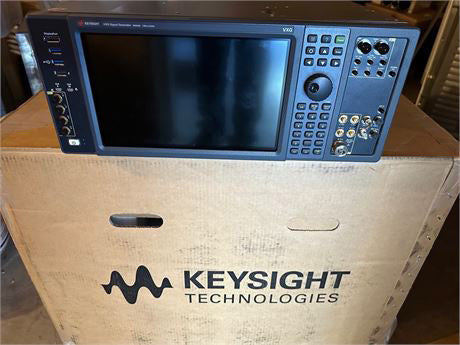 Keysight M 9384 B VXG Microwave Signal Generator
