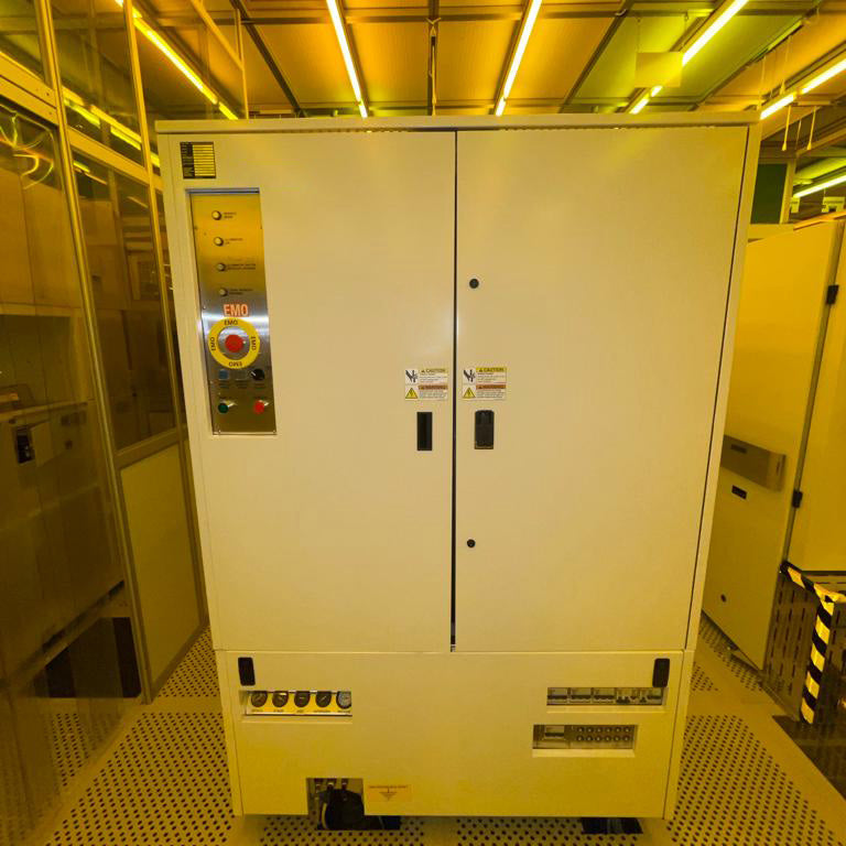 KLA 2351 UI Inspection System