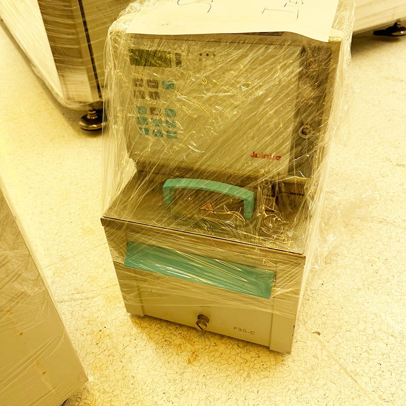 SUSS ACS 200 Gen 3 Coater / Developer