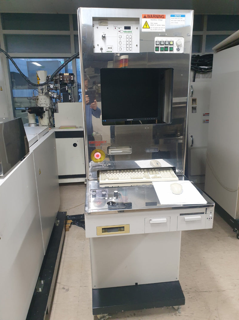 Hitachi S 8840 CD-SEM (Critical Dimension Scanning Electron Microscope)