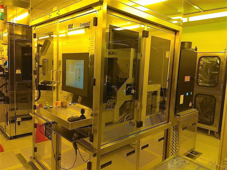 SUSS MA 200 Compact Mask Aligner