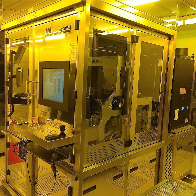 SUSS MA 200 Compact Mask Aligner