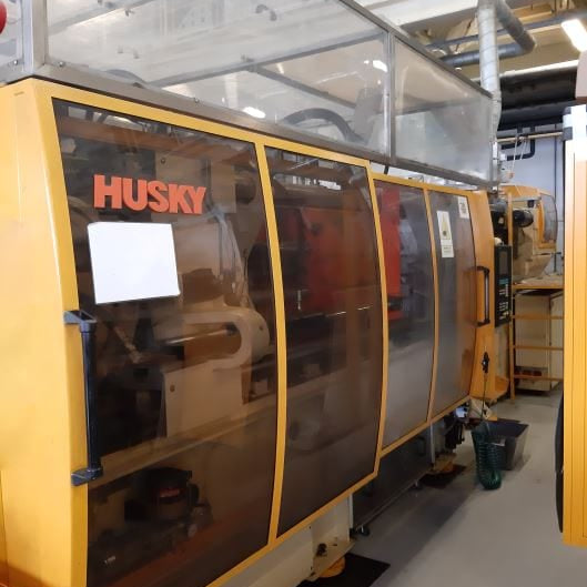 Husky GL 300 Injection Molding Machine