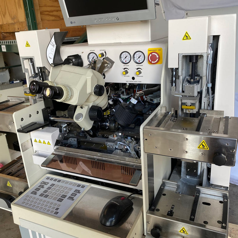 K&S Maxum Ultra Wire Bonder