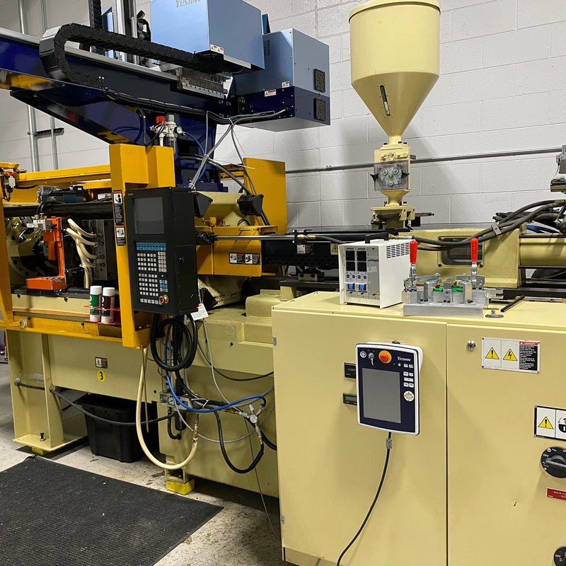 Husky S 90 R 35/28 Injection Molding Machine