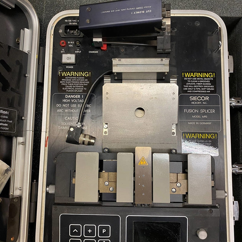 Siecor M 90 Fiber Optic Splicer