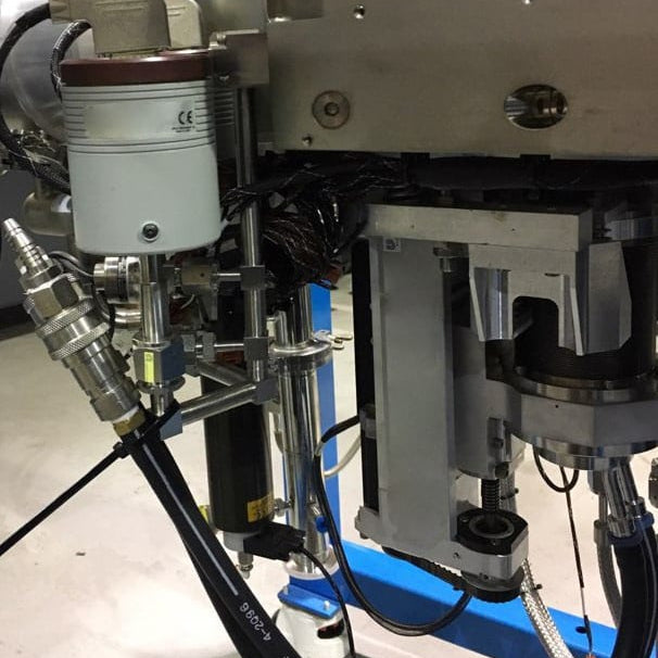 Applied Materials Endura TxZ Chamber + Gas Cabinet