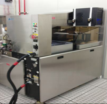 Lam Rainbow 4420 Plasma Etcher