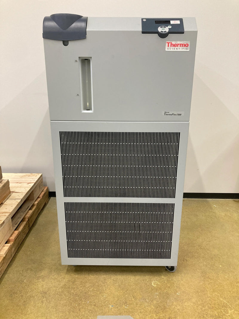 Thermo Scientific ThermoFlex 7500 Chiller